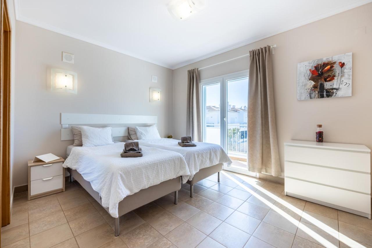 Villa Your Algarve Private Pool 5 Min Walk To